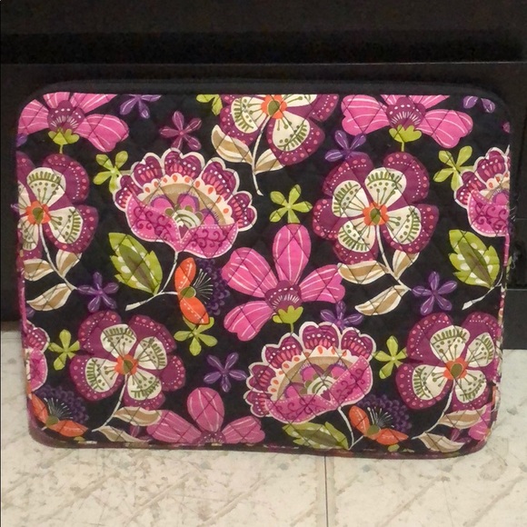 Vera Bradley laptop case. - Picture 3 of 4